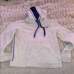 underarmor sweatshirt